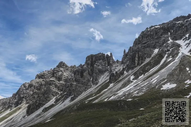 帛絲藤(香港)發展有限公司